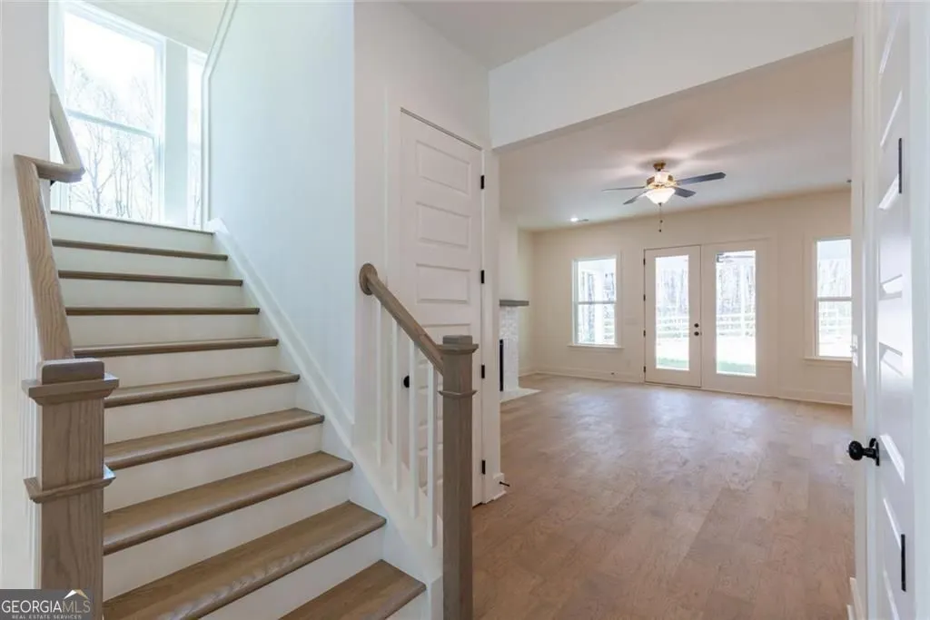 8290 Creekside Overlook Drive