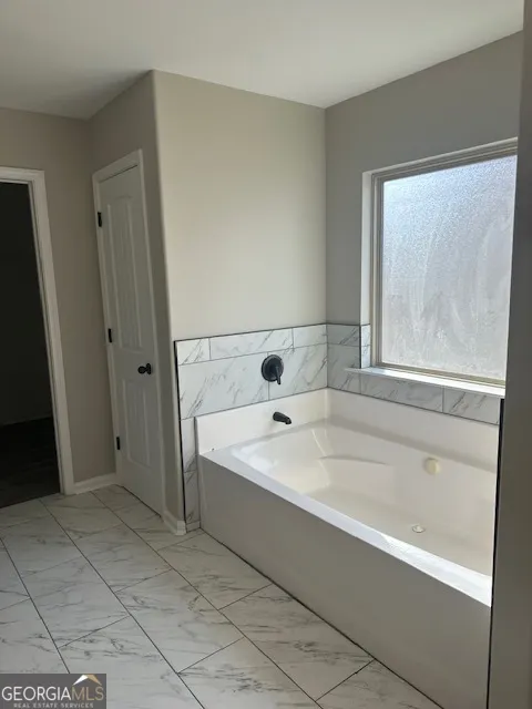 # 161 2414 Quincy Loop, ## 161