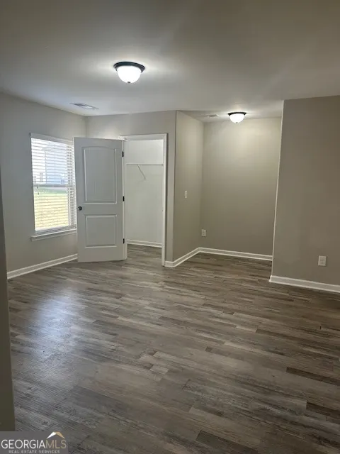 # 161 2414 Quincy Loop, ## 161