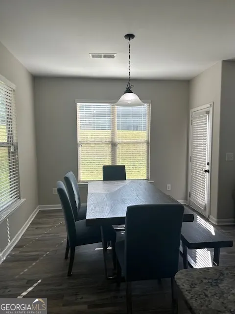 # 161 2414 Quincy Loop, ## 161