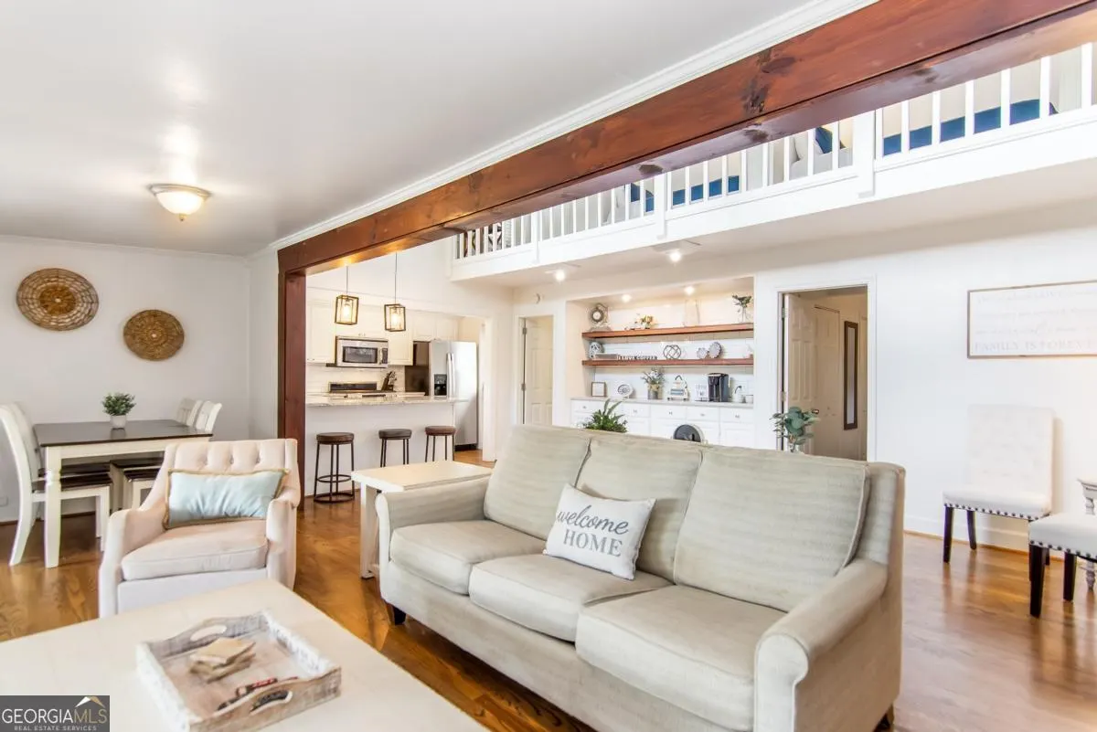 1056 Sky Hawk Mountain Road
