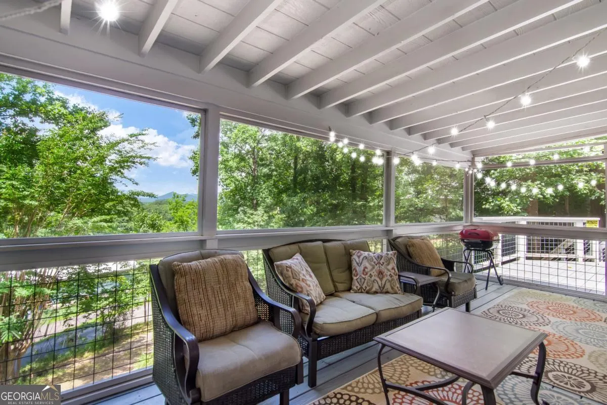 1056 Sky Hawk Mountain Road