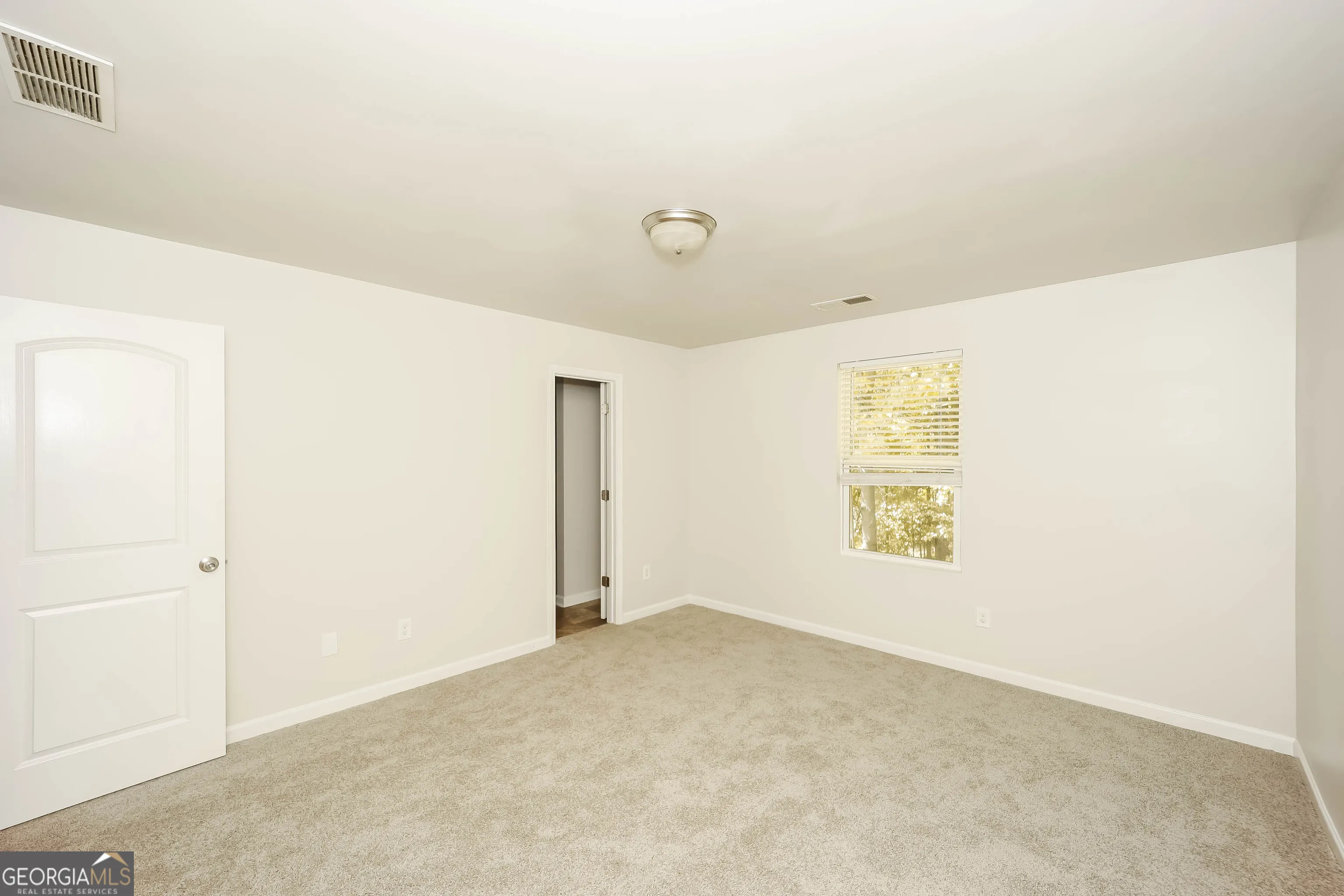 306 Blackfoot Trail