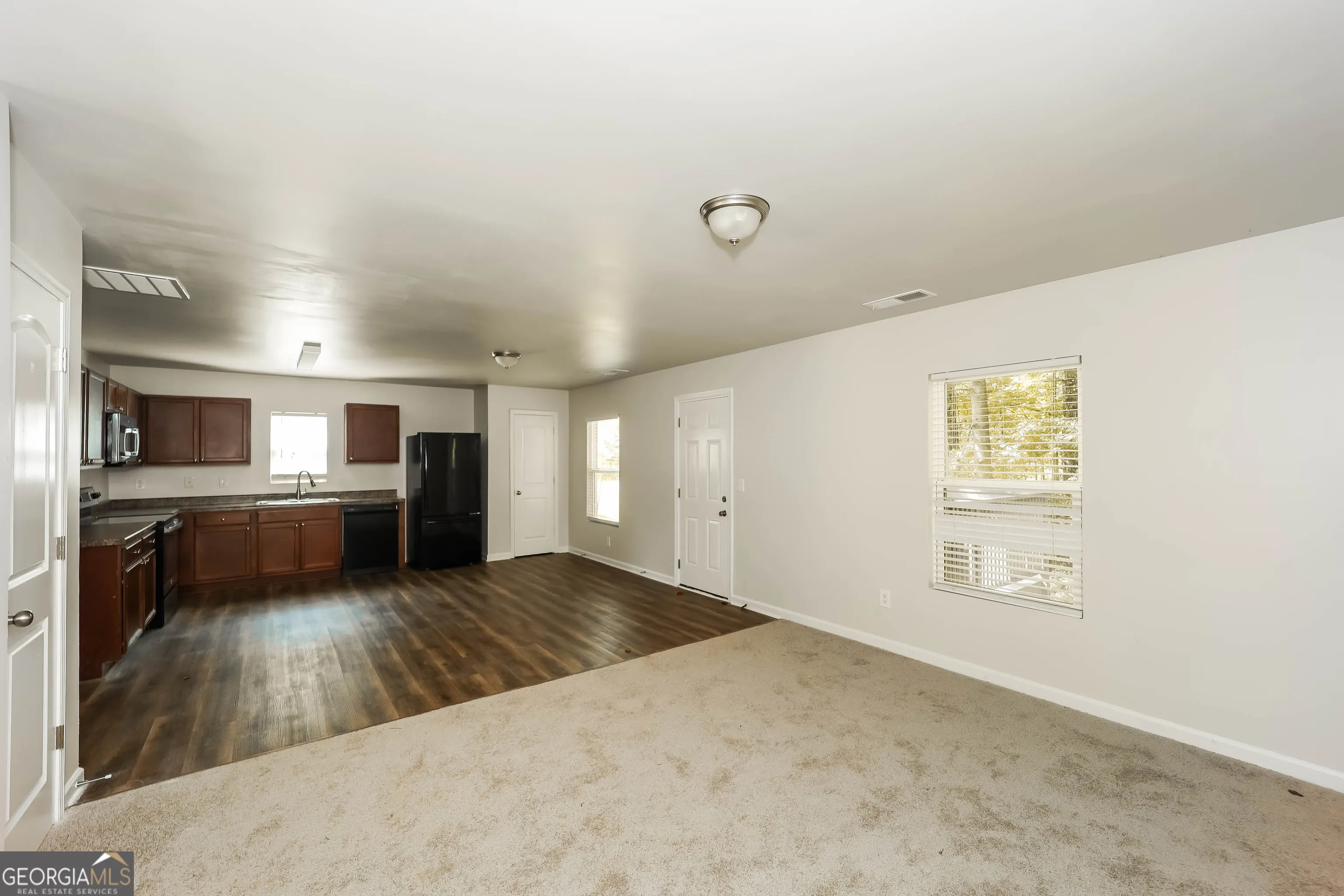 306 Blackfoot Trail
