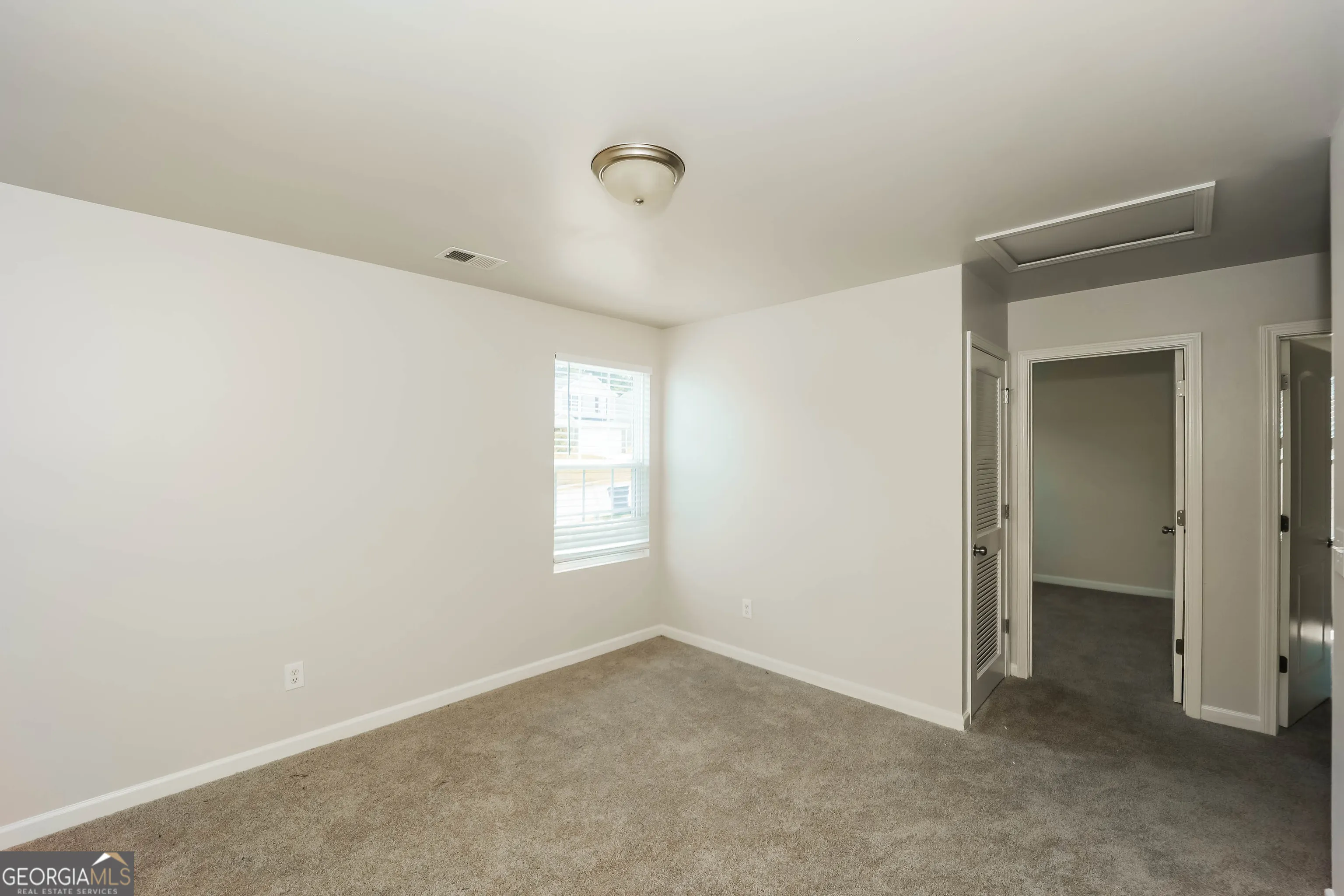 306 Blackfoot Trail