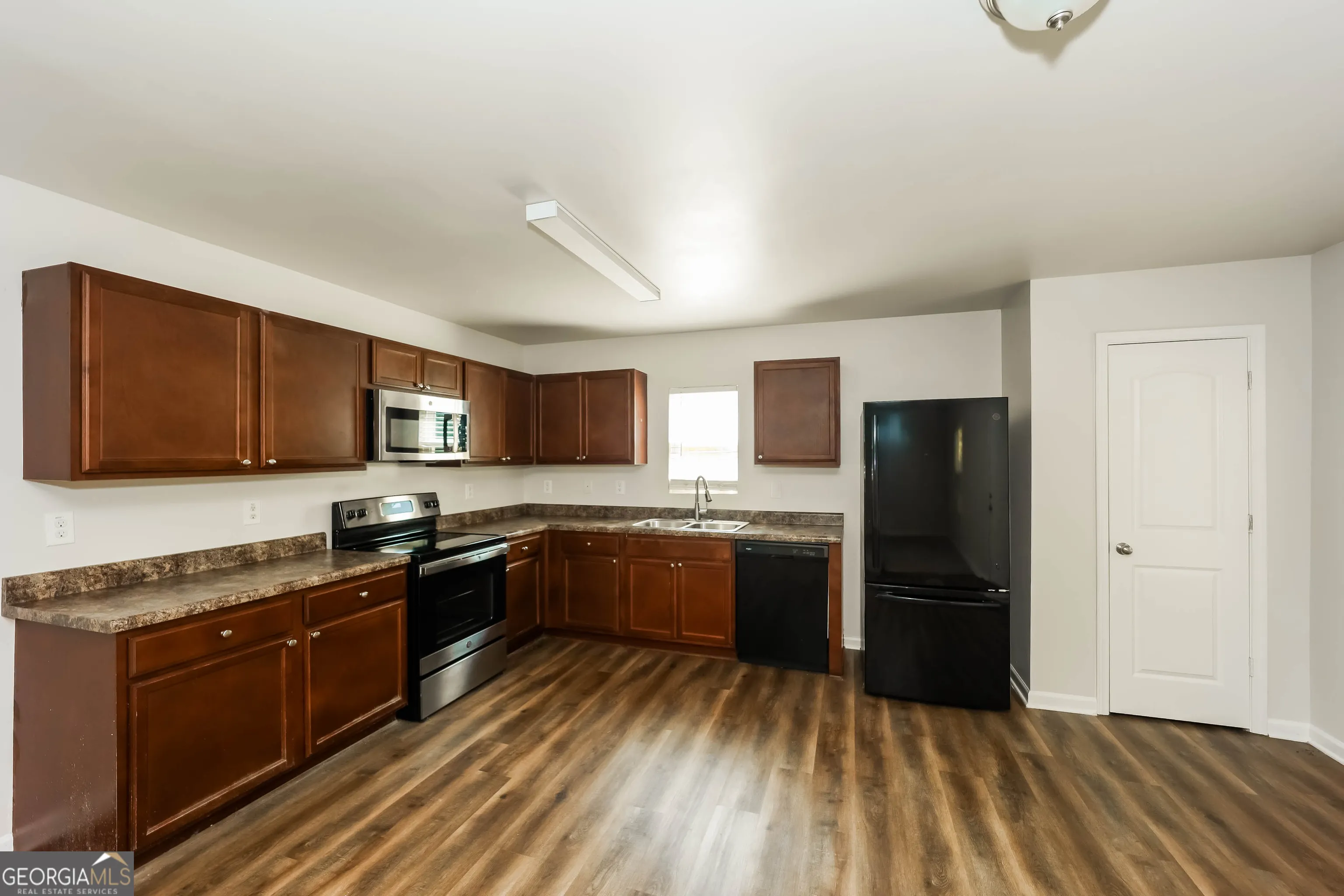 306 Blackfoot Trail