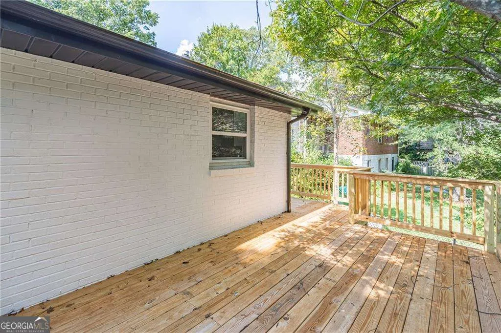 1523 Delia Drive