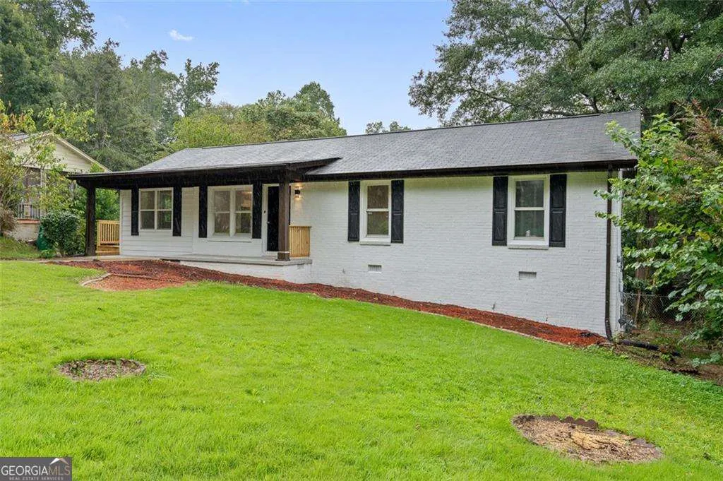 1523 Delia Drive