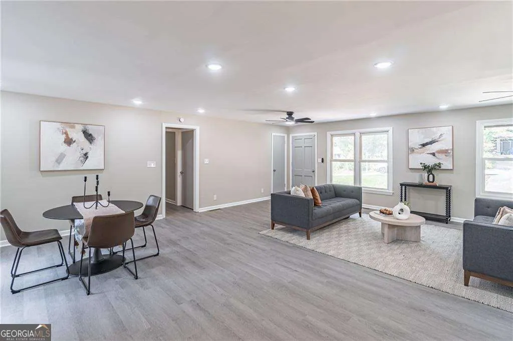 1523 Delia Drive