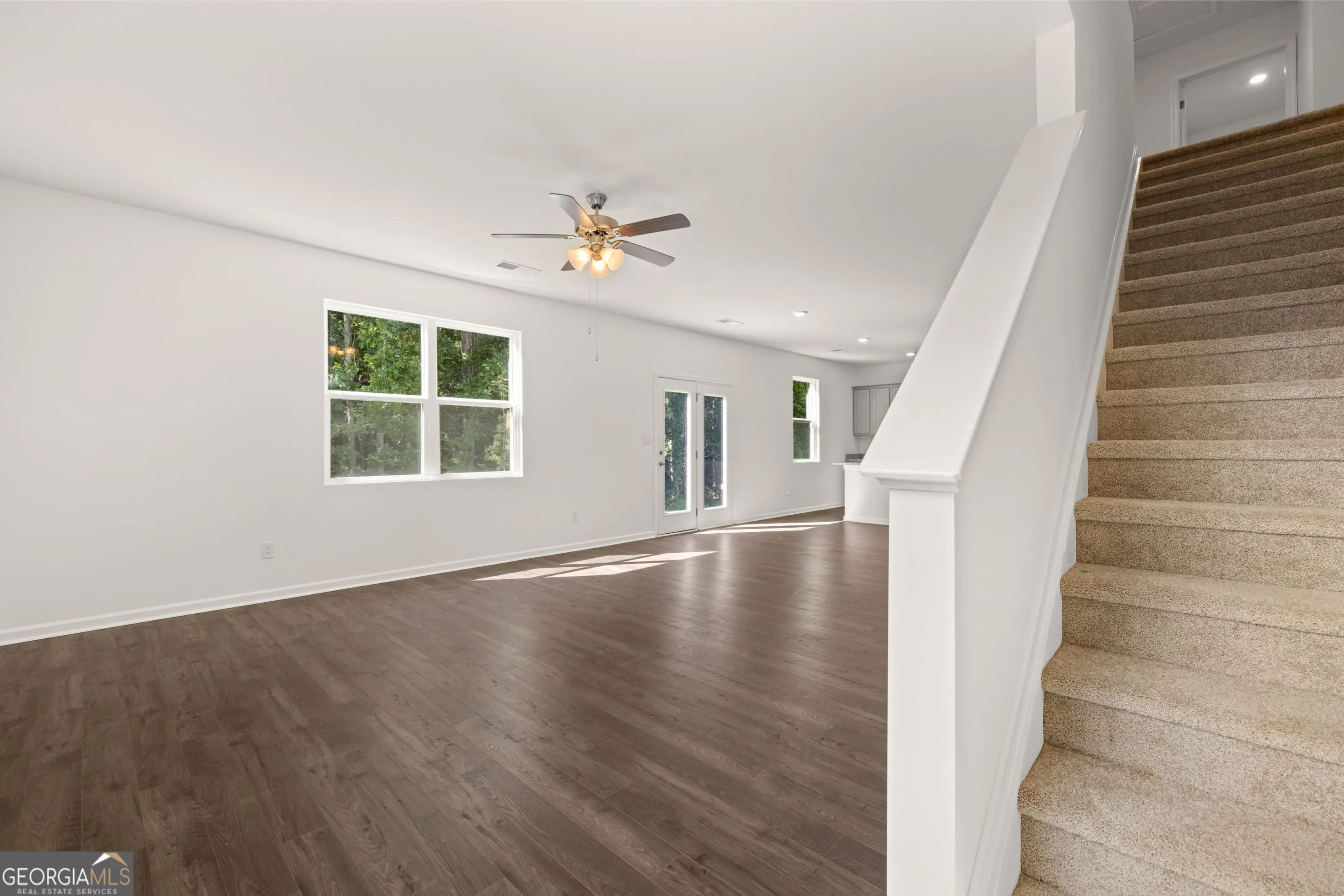608 Whitman Lane