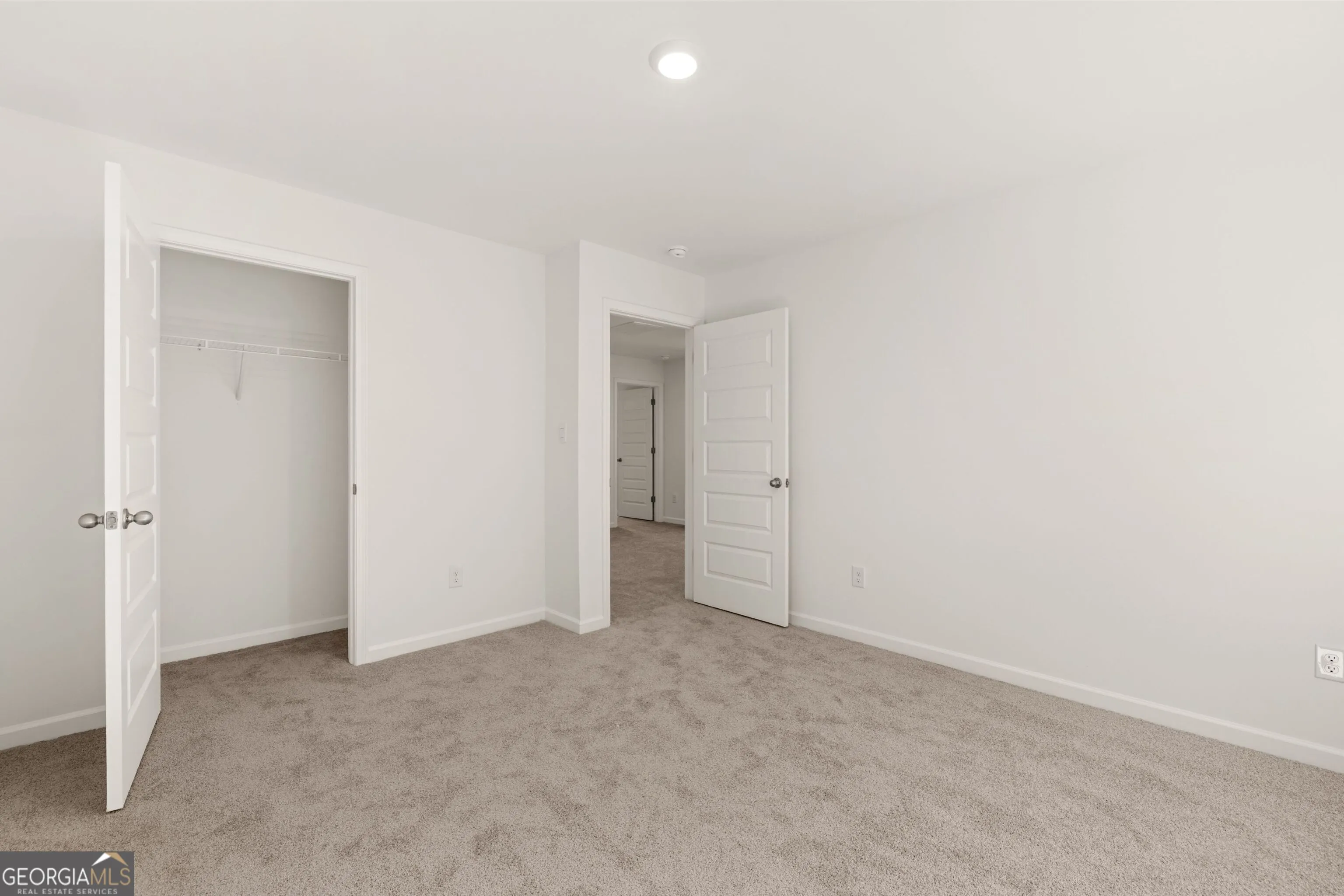639 Whitman Lane