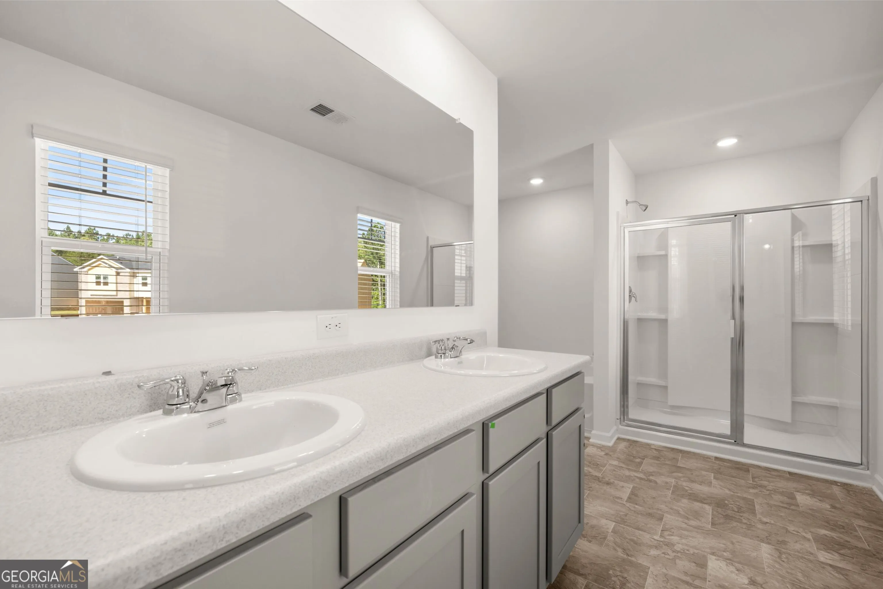 639 Whitman Lane