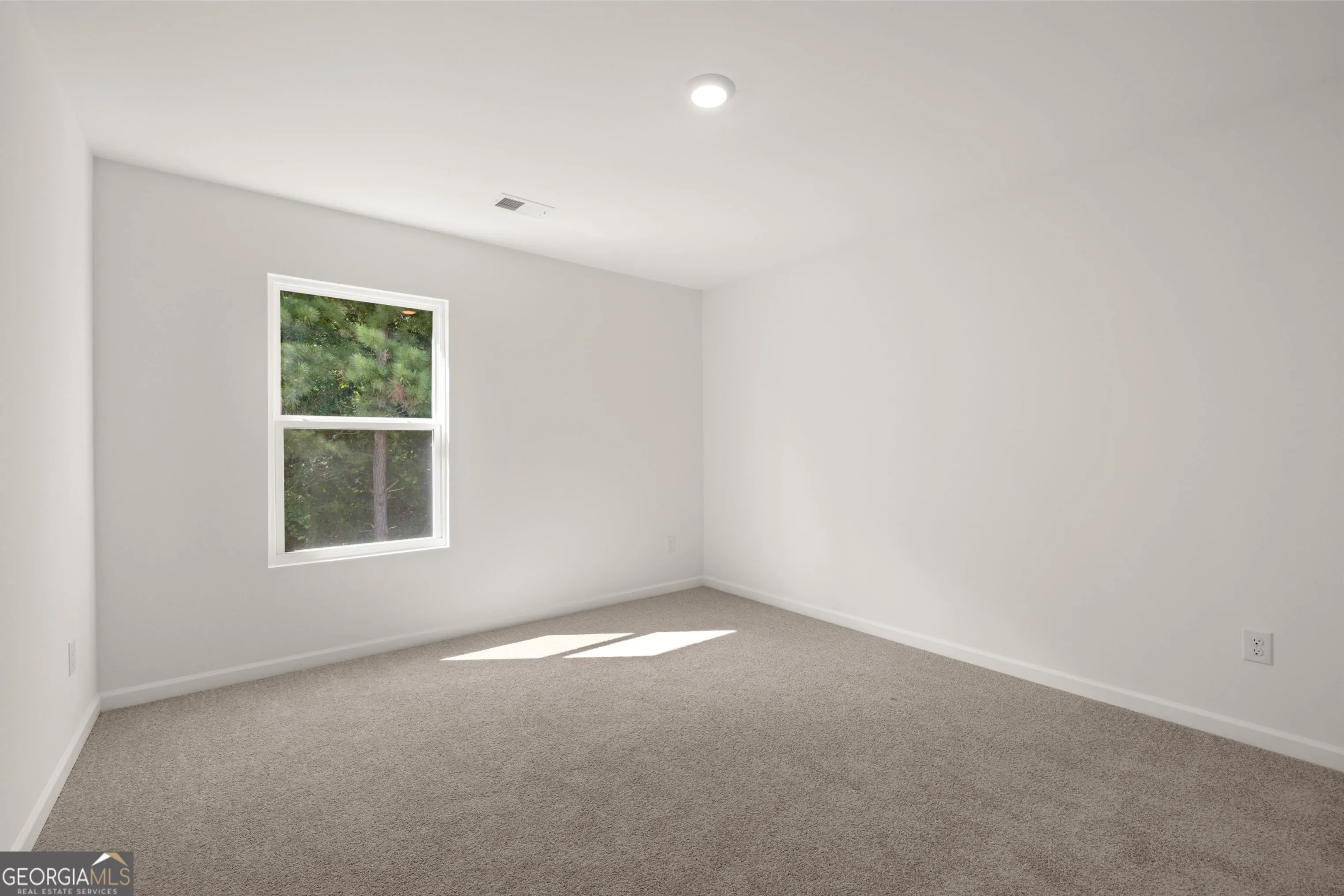 639 Whitman Lane