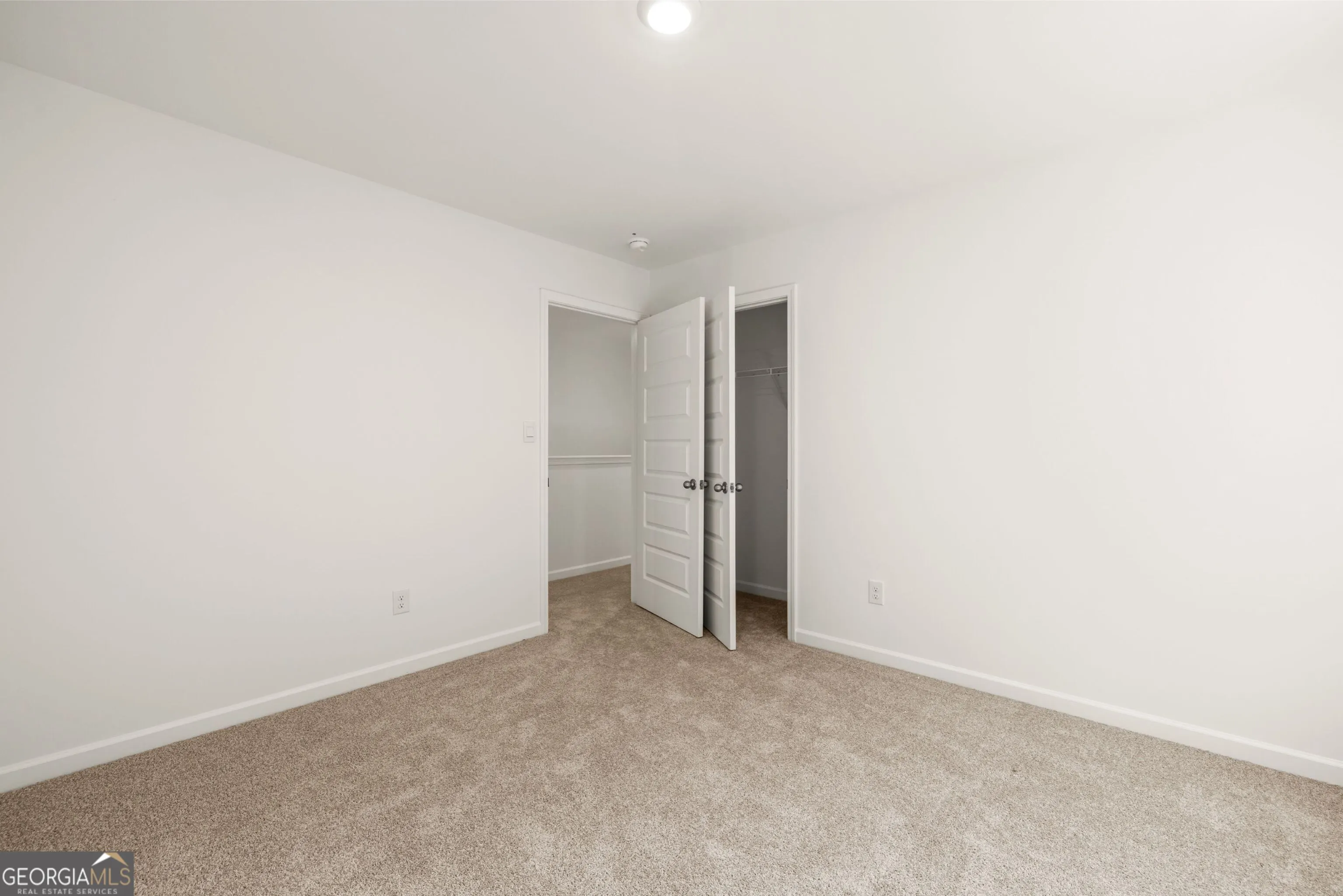 639 Whitman Lane