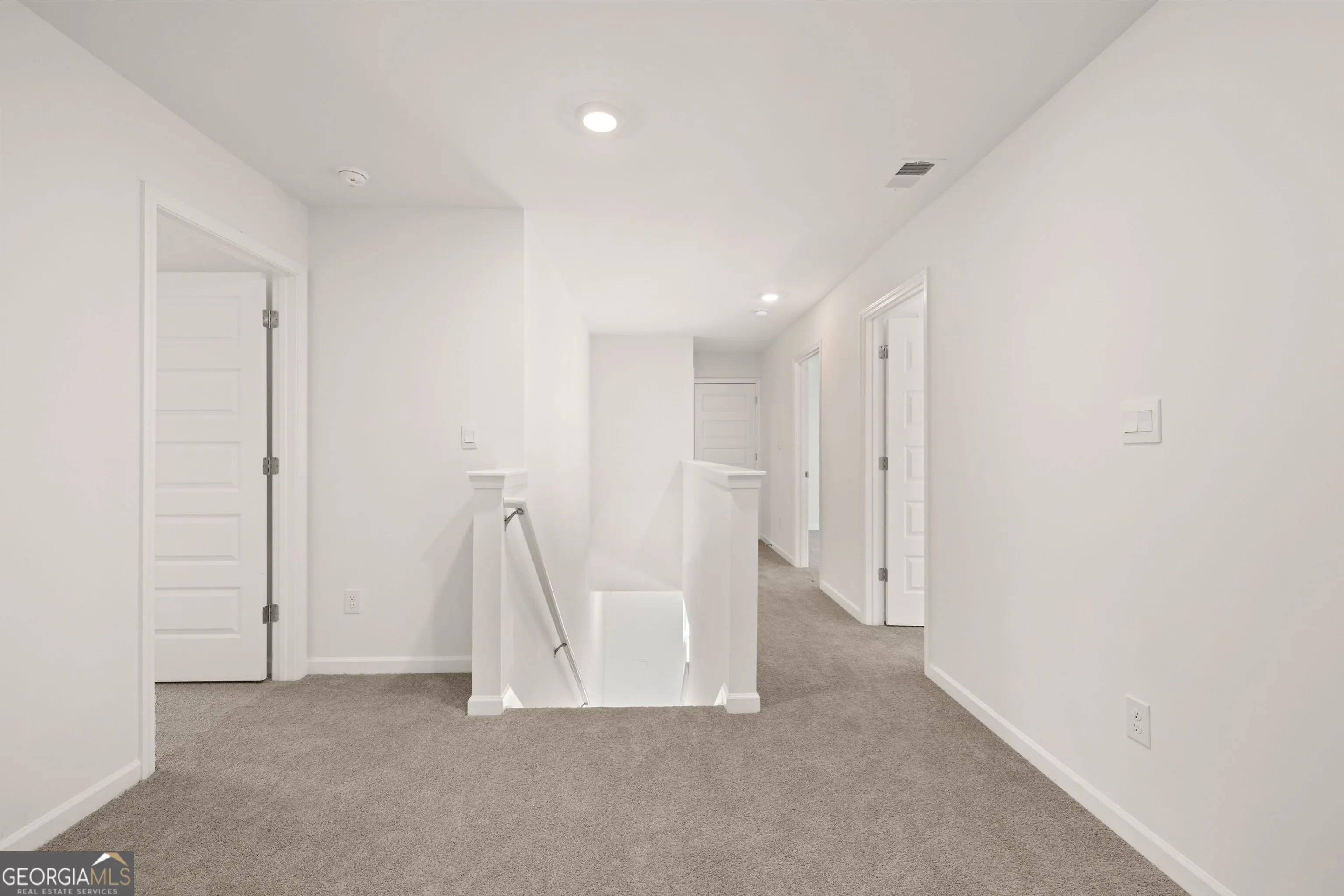 639 Whitman Lane