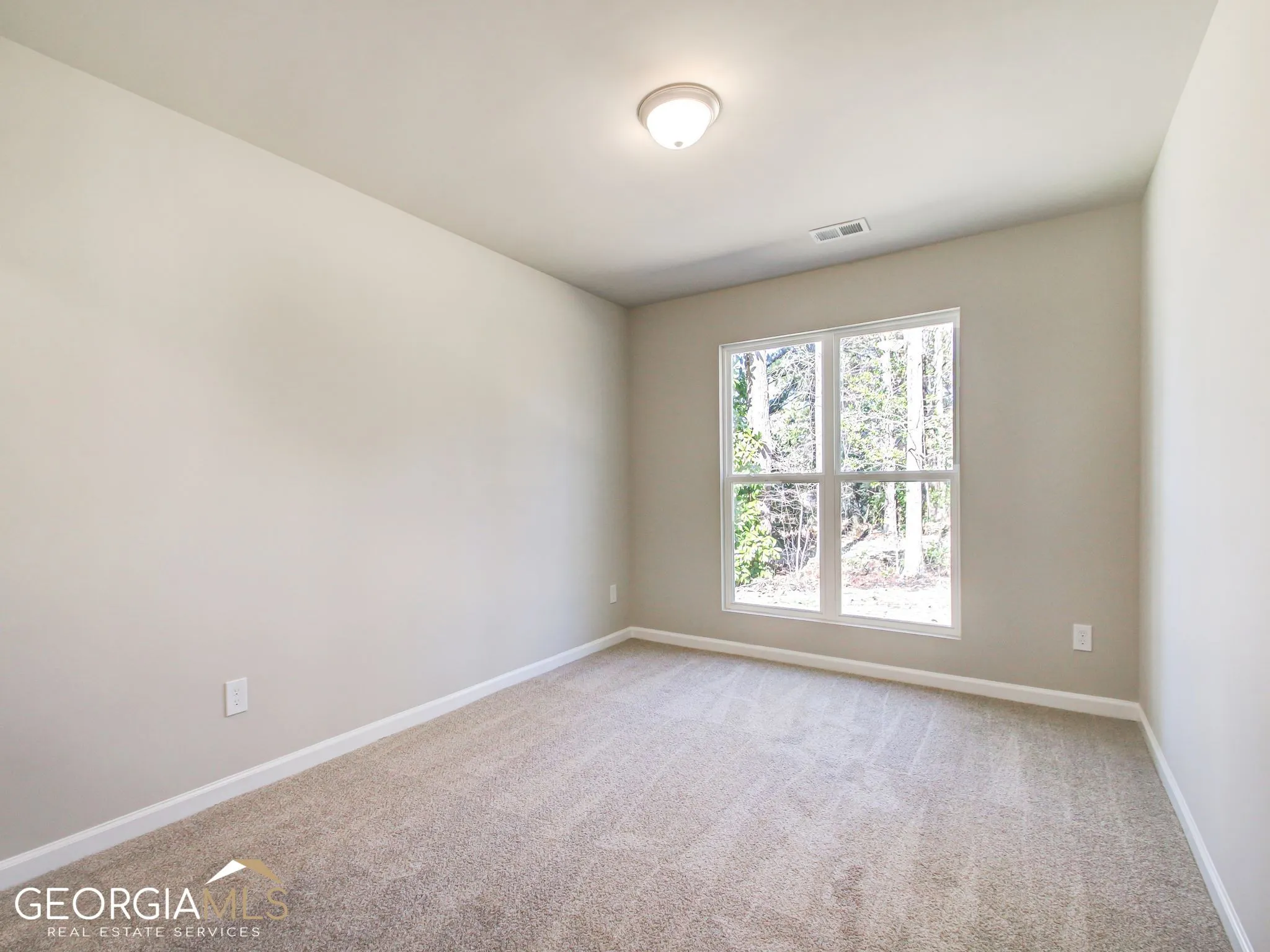 112 Holly Lane