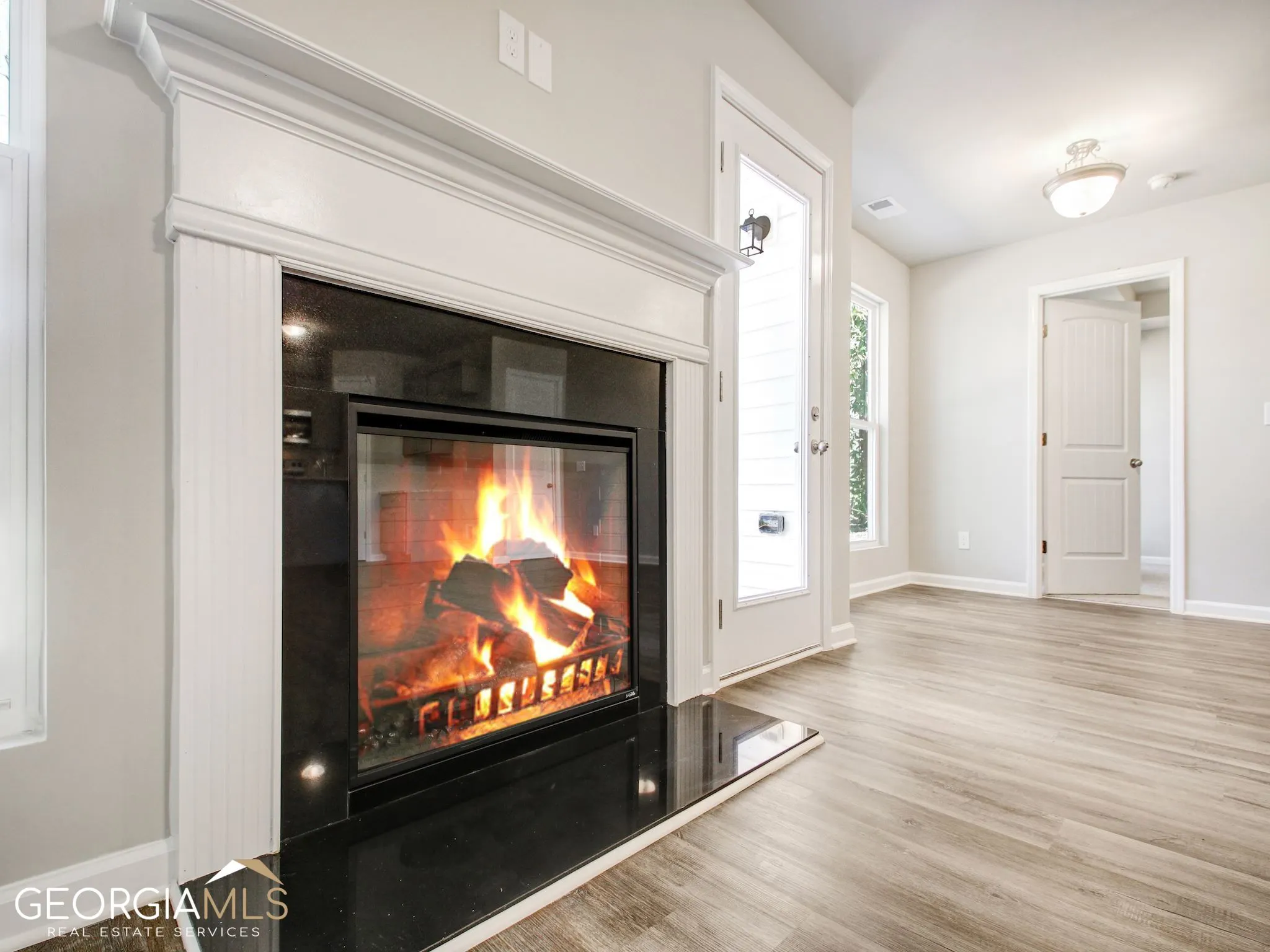 112 Holly Lane