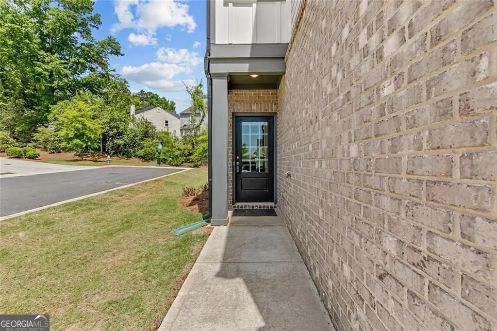 1385 Vayda Court