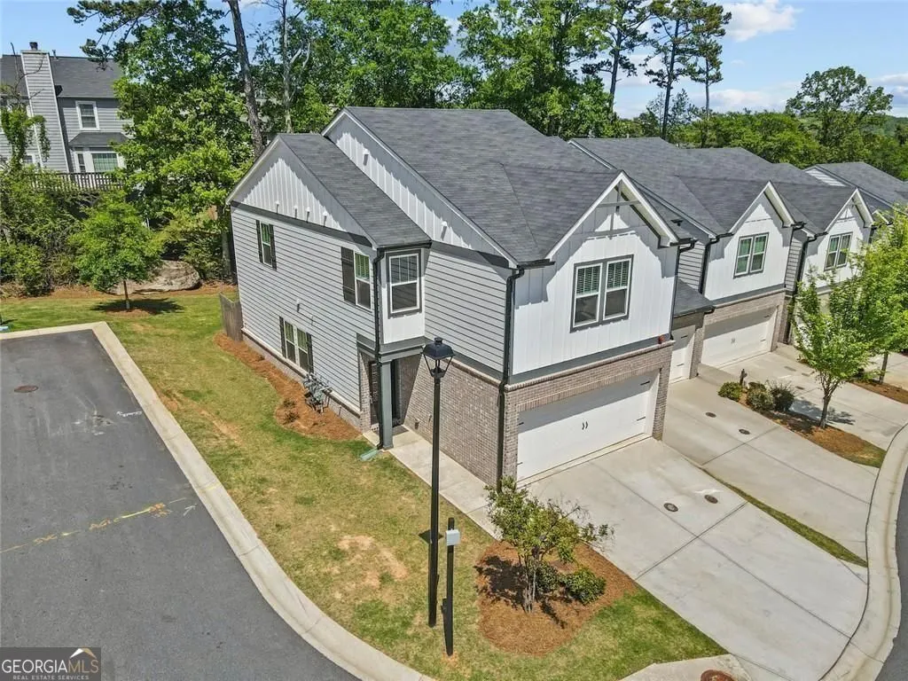 1385 Vayda Court