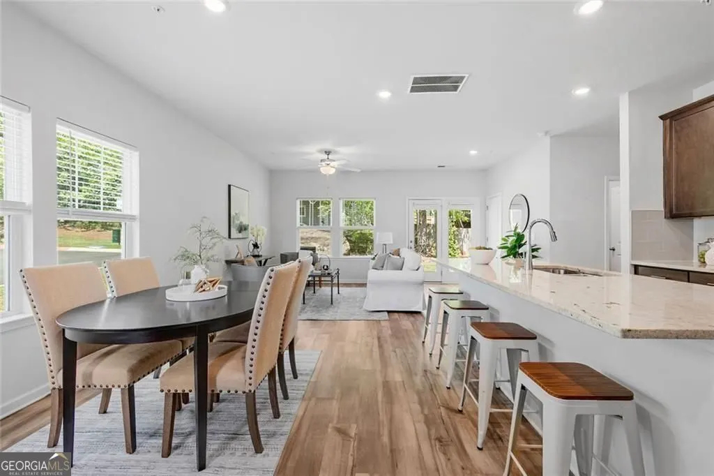 1385 Vayda Court