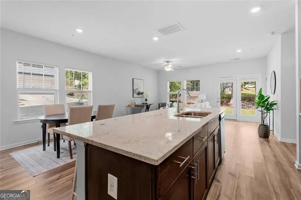 1385 Vayda Court