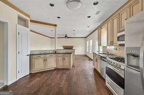 7737 Bar Harbor Drive
