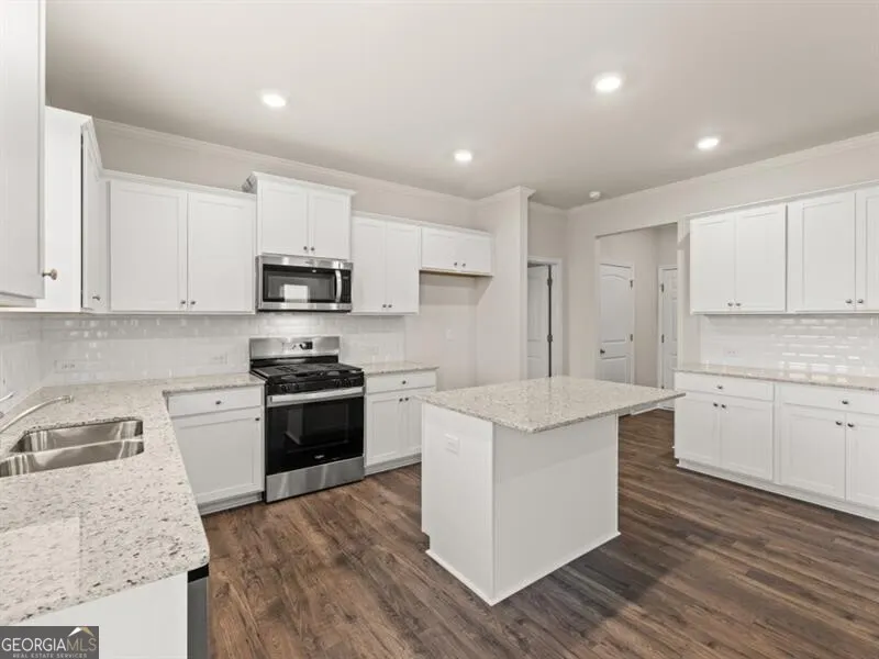 120 Crooked Lake Park