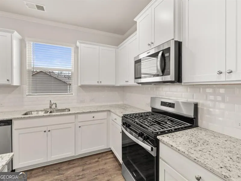 120 Crooked Lake Park