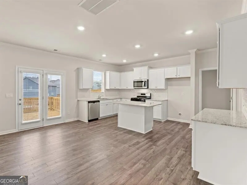 120 Crooked Lake Park