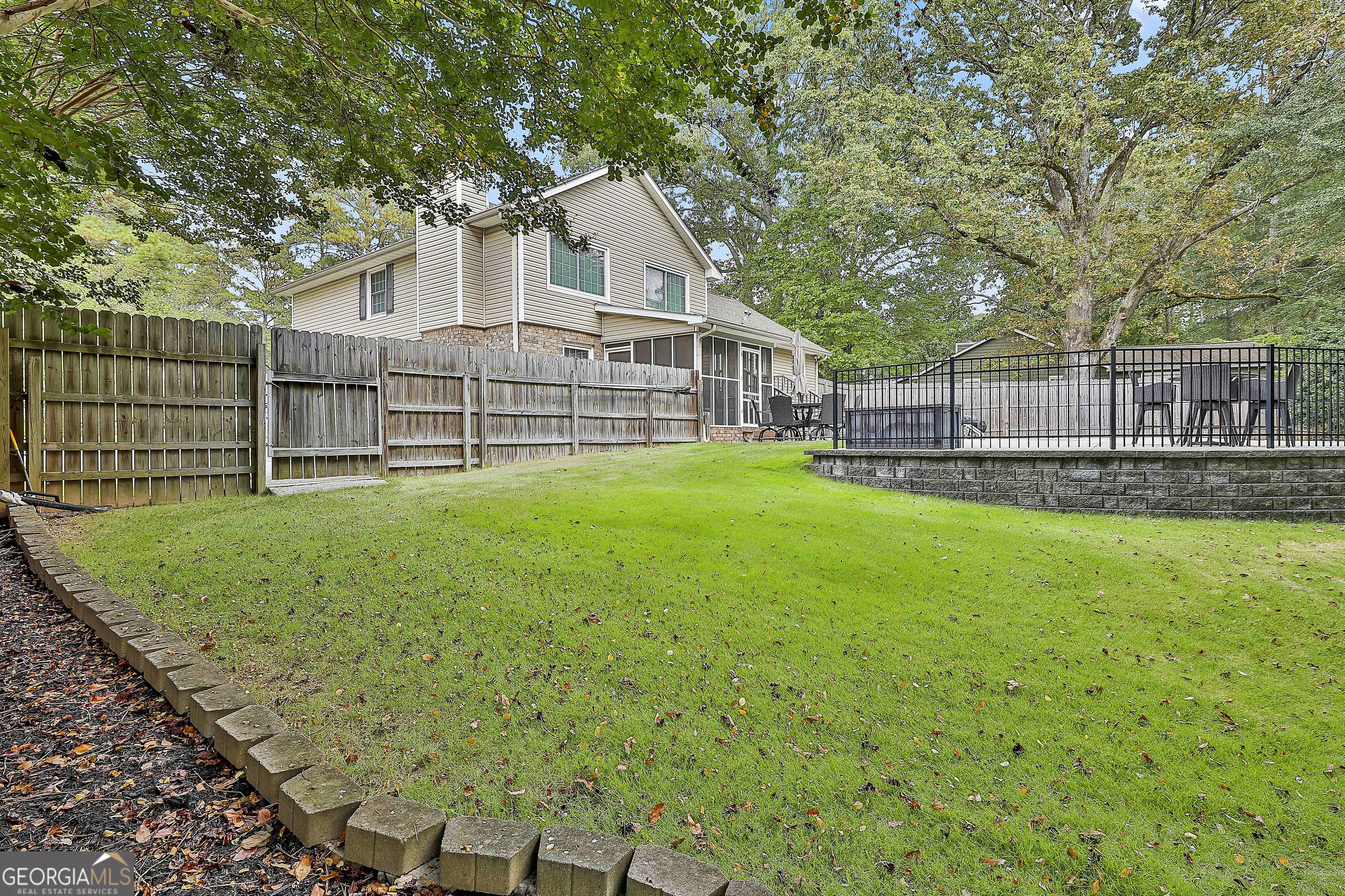 102 Spincast Court