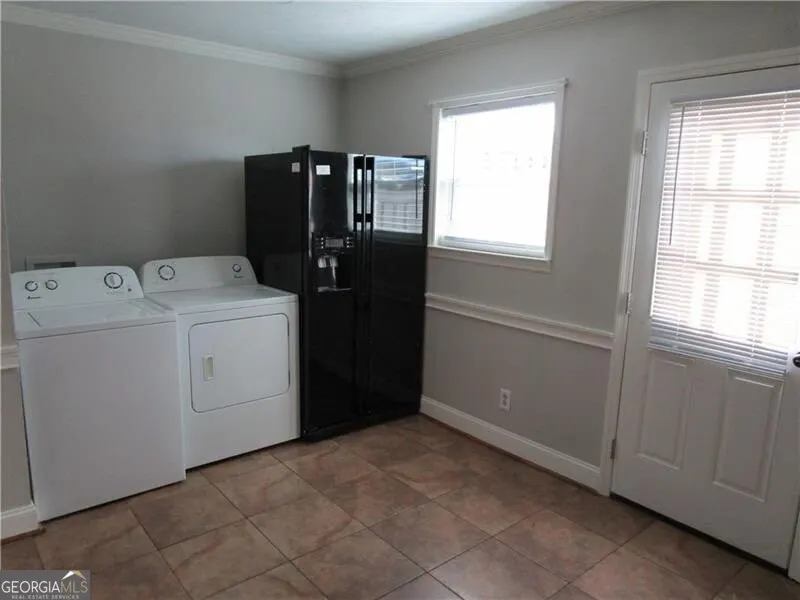 F6 1235 Riverside Drive, #F6