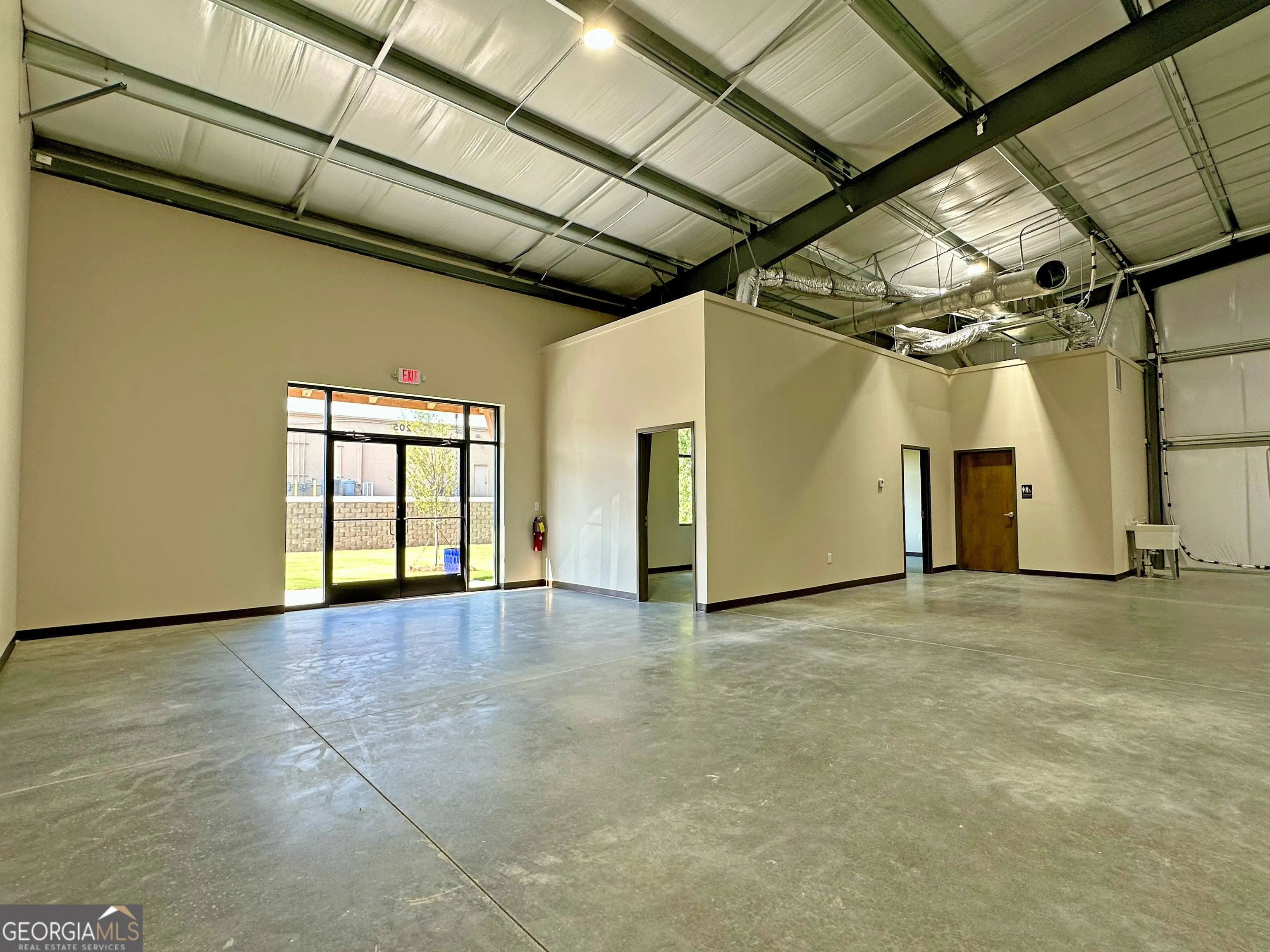 205 1071 Jamestown Boulevard, #205