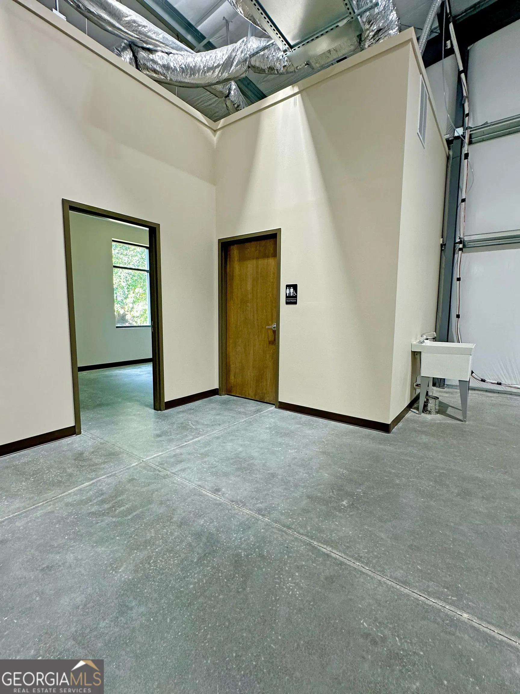 205 1071 Jamestown Boulevard, #205
