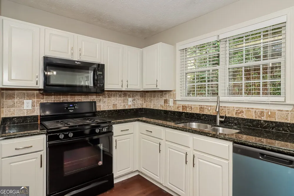 1515 Evanston Court