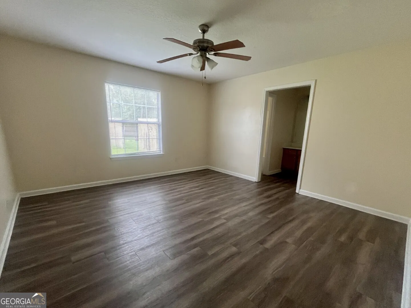 519 Lake Jordan Boulevard W