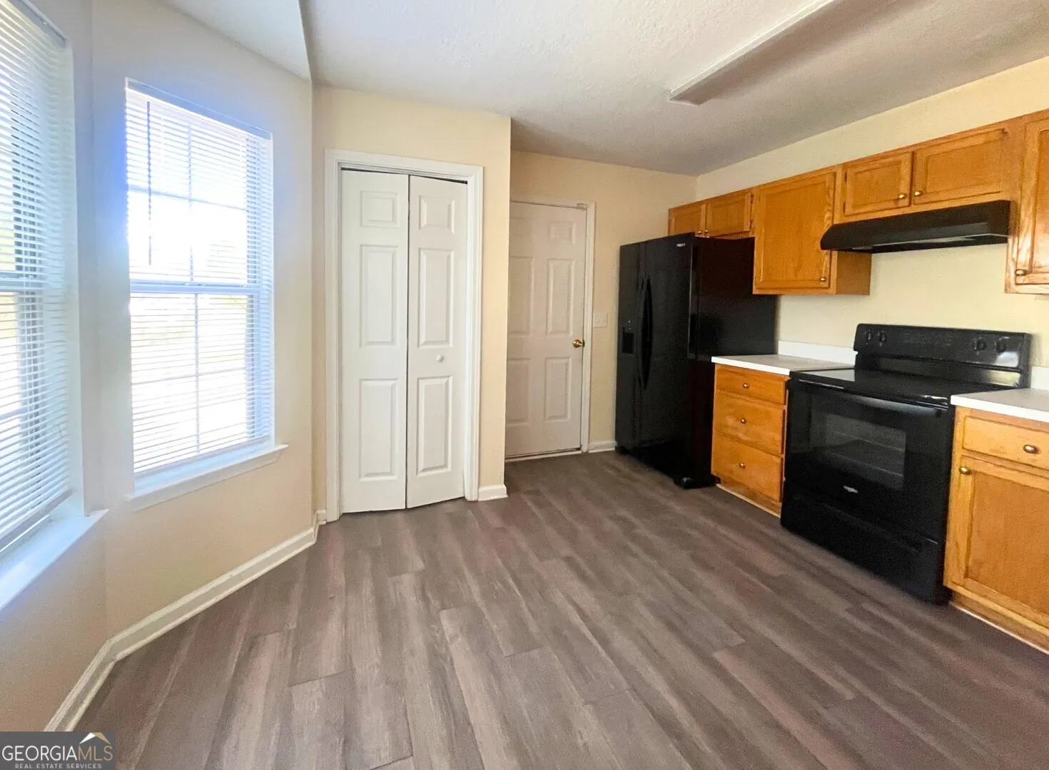 519 Lake Jordan Boulevard W