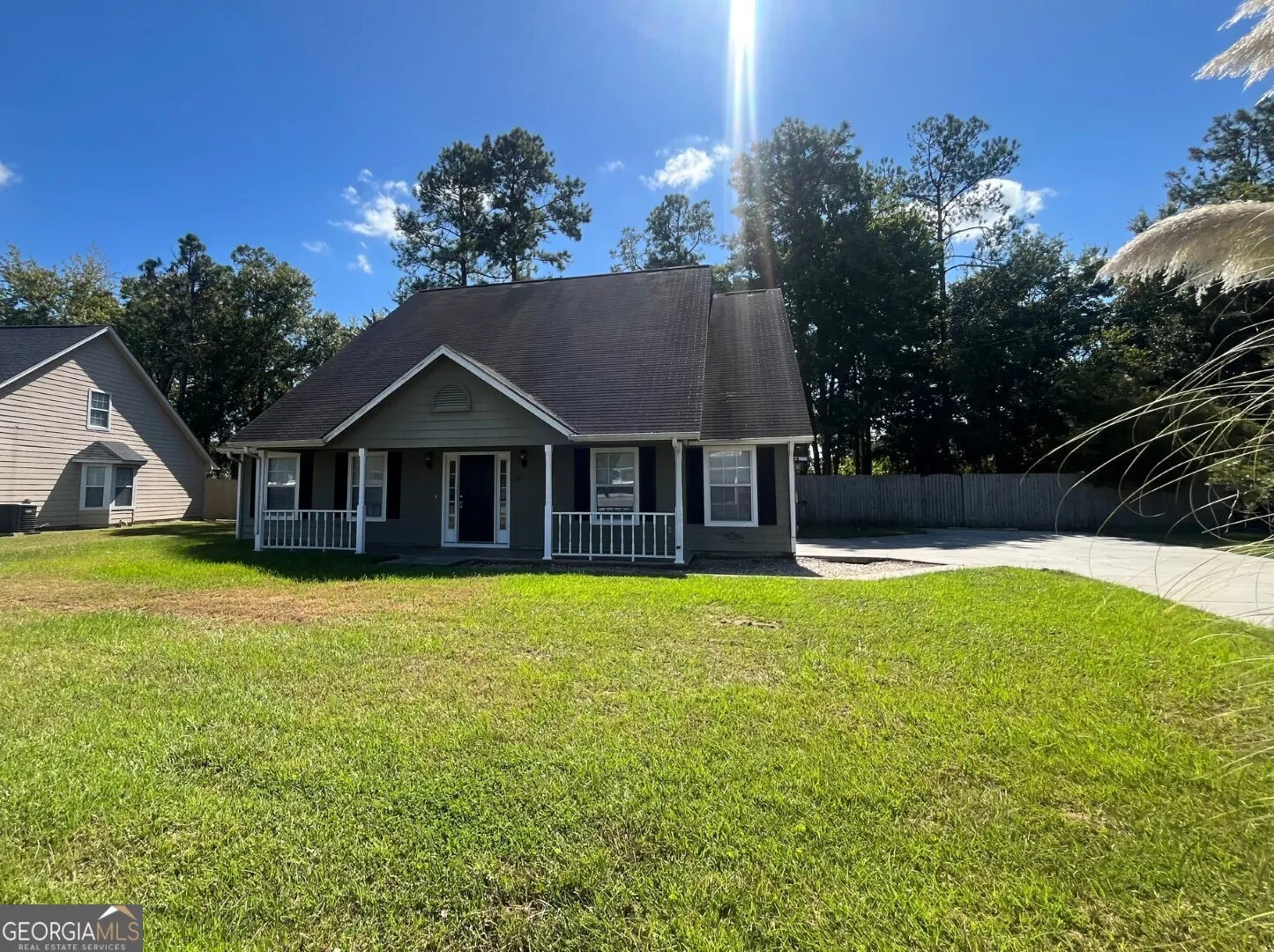 519 Lake Jordan Boulevard W