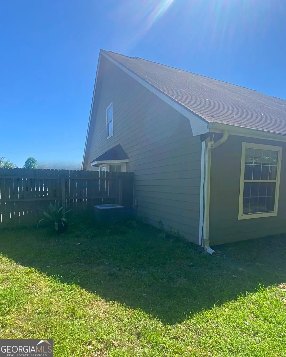 519 Lake Jordan Boulevard W