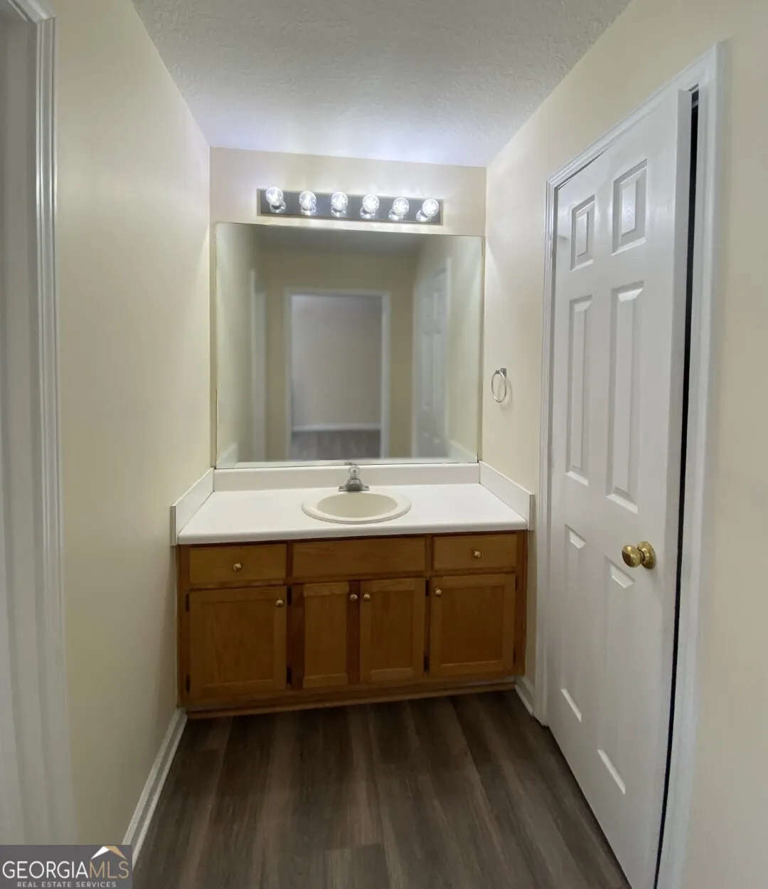 519 Lake Jordan Boulevard W