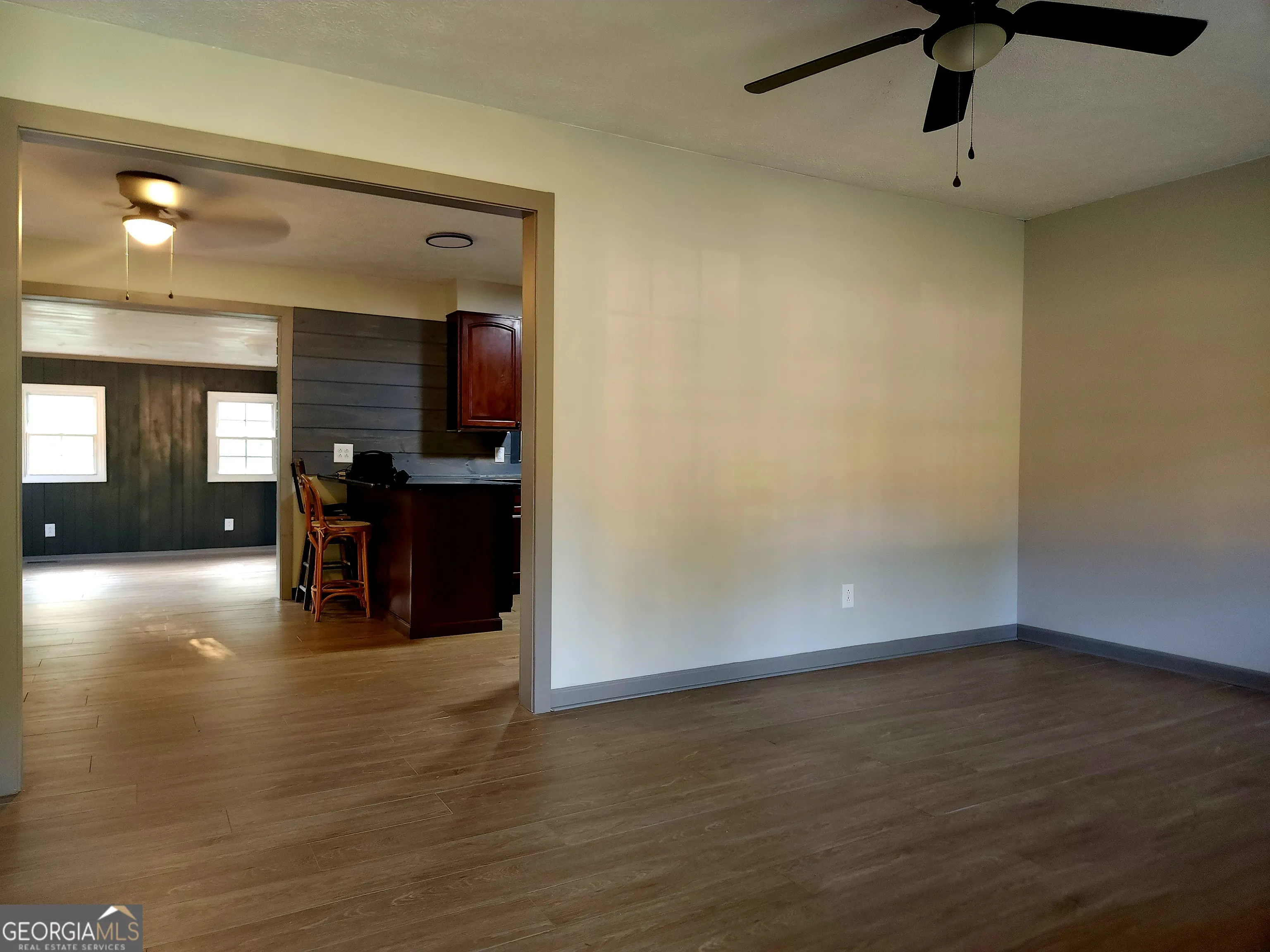 386 Scoggins Trail