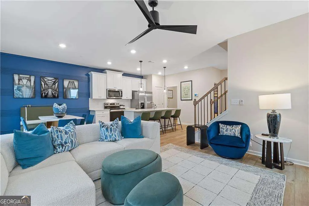 8211 Tiger Way