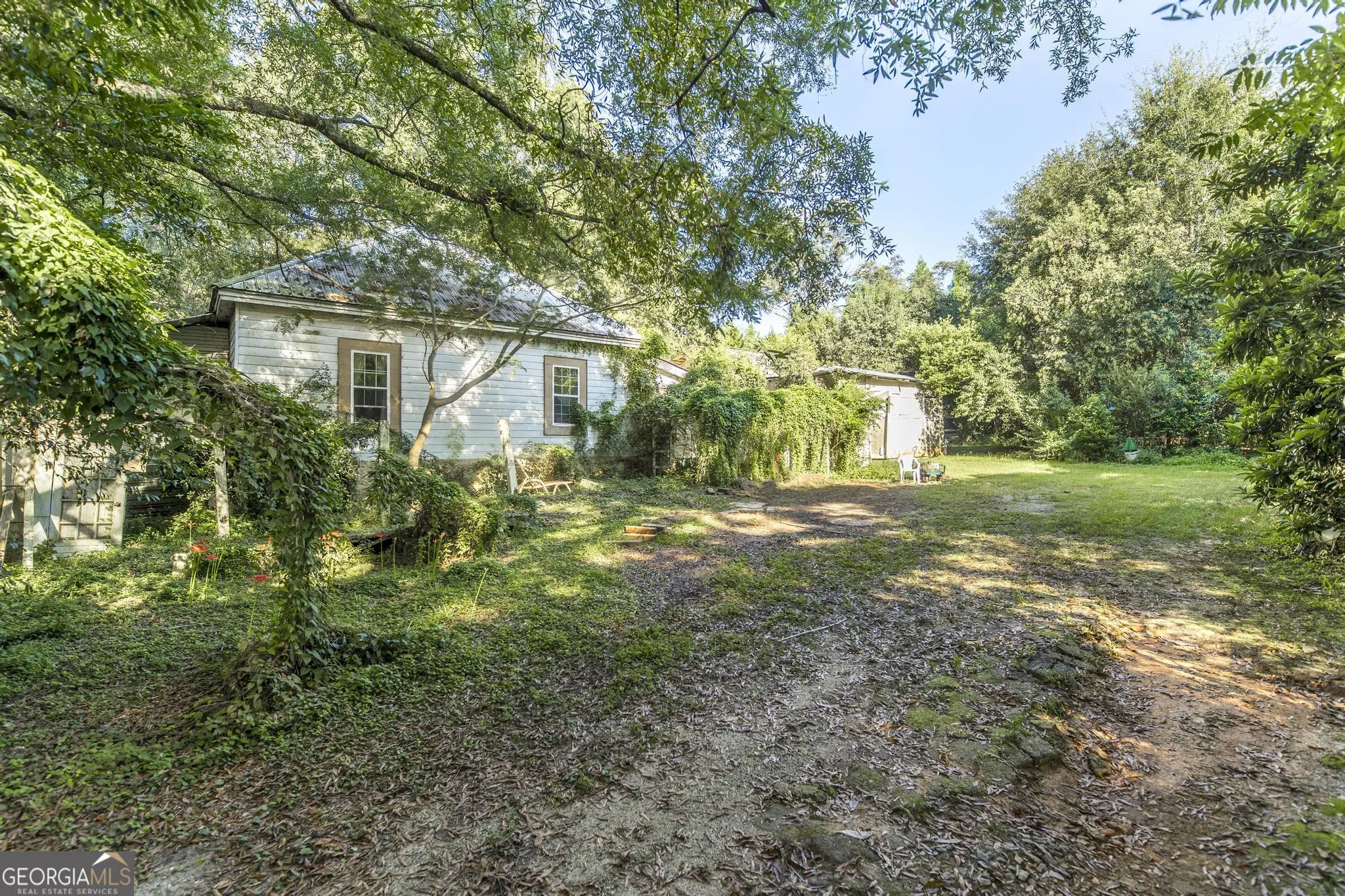 429 Main Street E