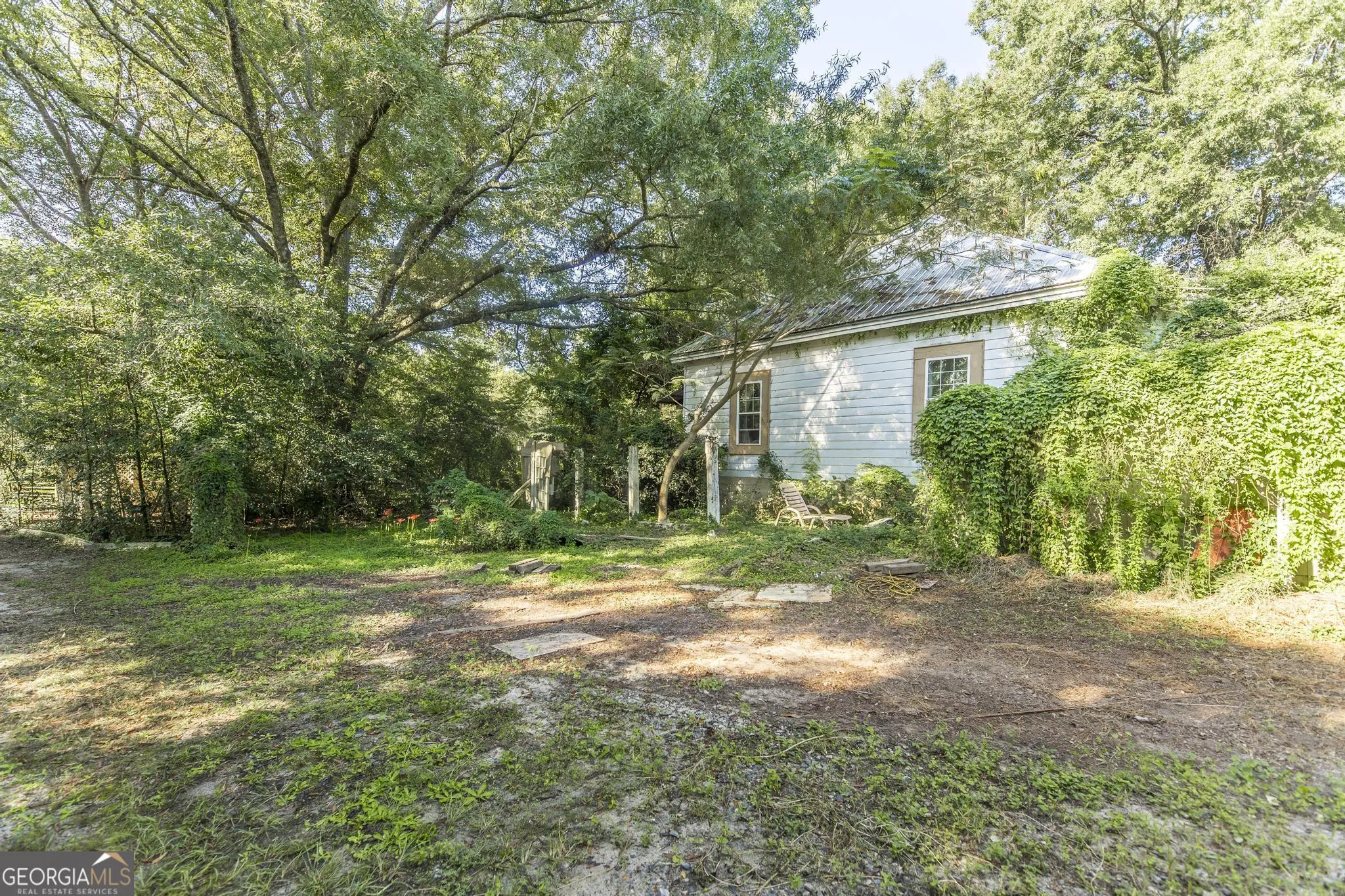 429 Main Street E