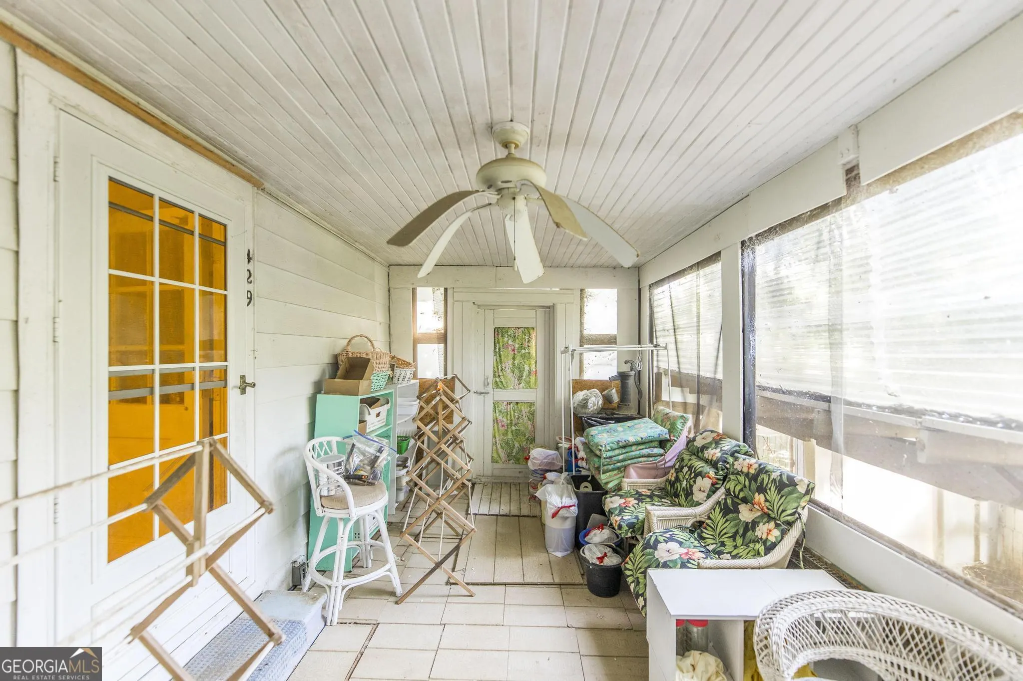 429 Main Street E