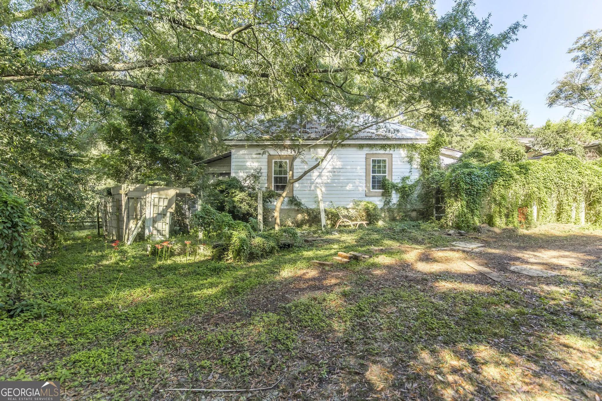 429 Main Street E