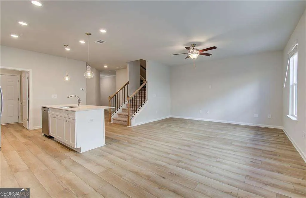 8207 Tiger Way