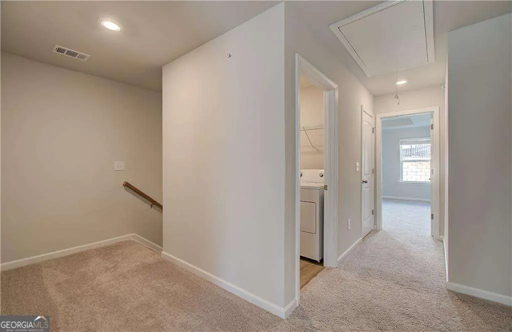 8207 Tiger Way