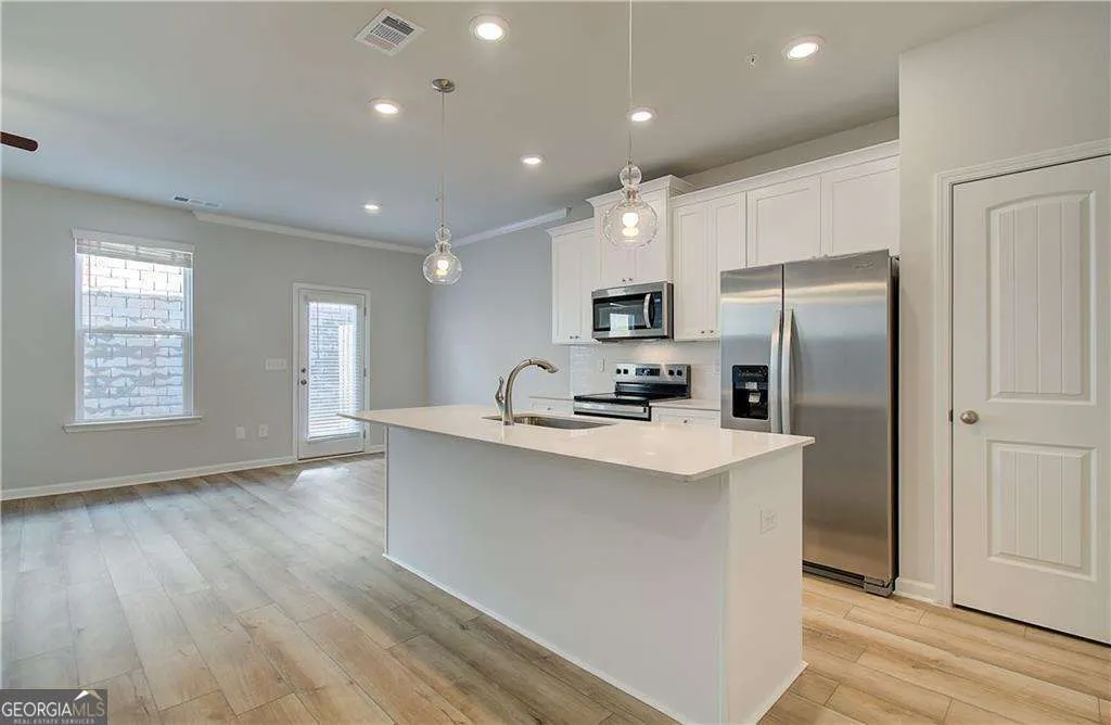 8207 Tiger Way