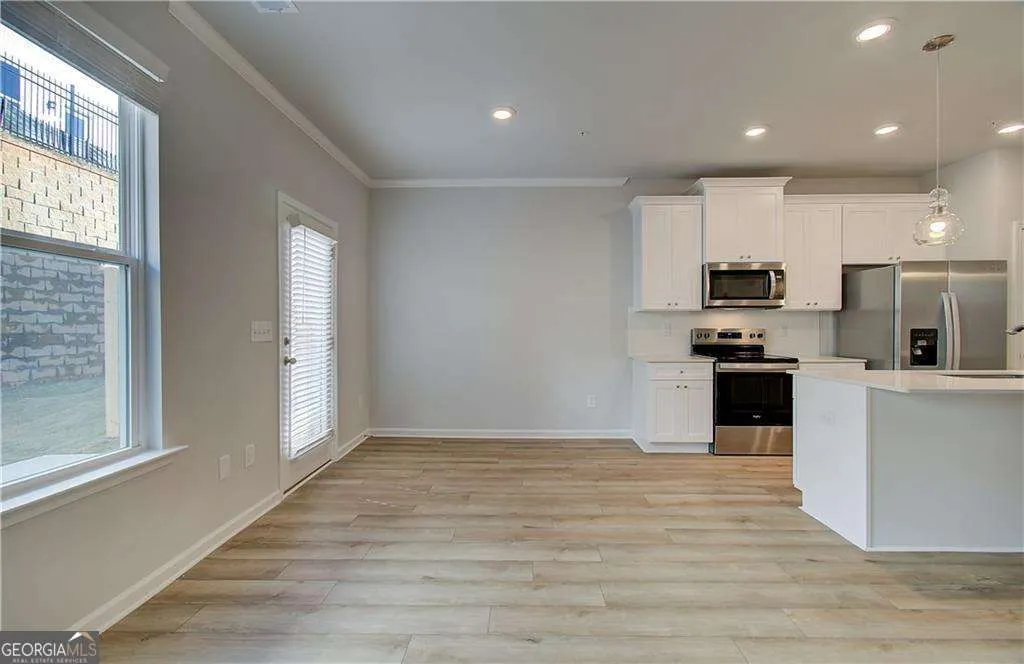 8207 Tiger Way