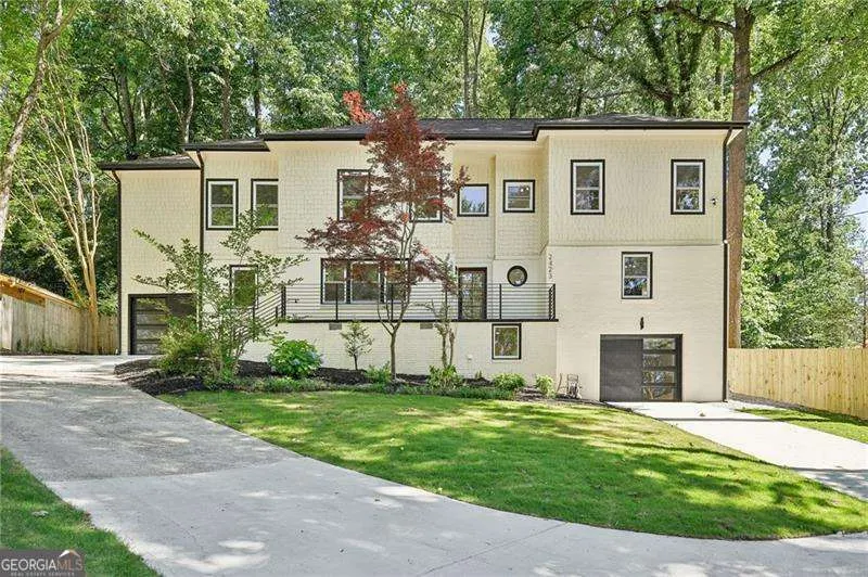 2423 Melinda Drive NE